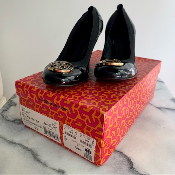 Tory Burch Black Patent Leather mid heel round toe shoe with original box - Picture 4 of 7